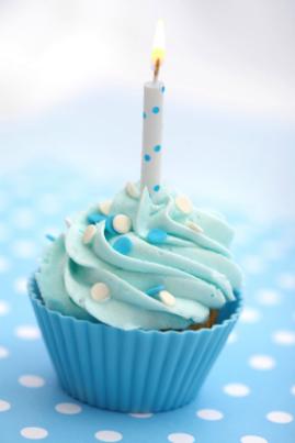 cupcake-birthday-cake.jpg